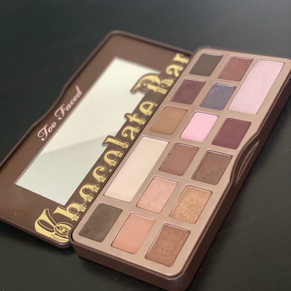 Too Faced Chocolate Bar Palette - Picture 3 of 4
